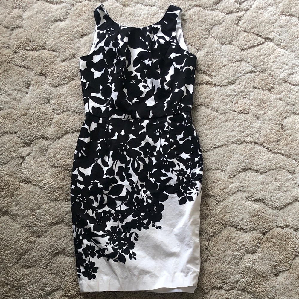 White House Black Market Black & White Floral Midi Dress